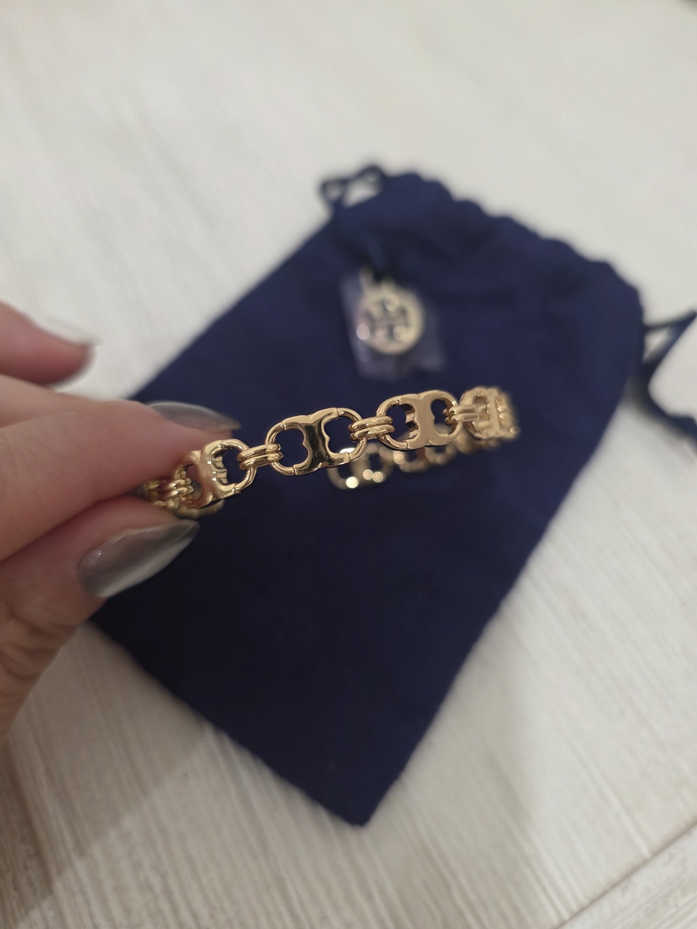 Tory Burch Shiny Gold Link Bracelet